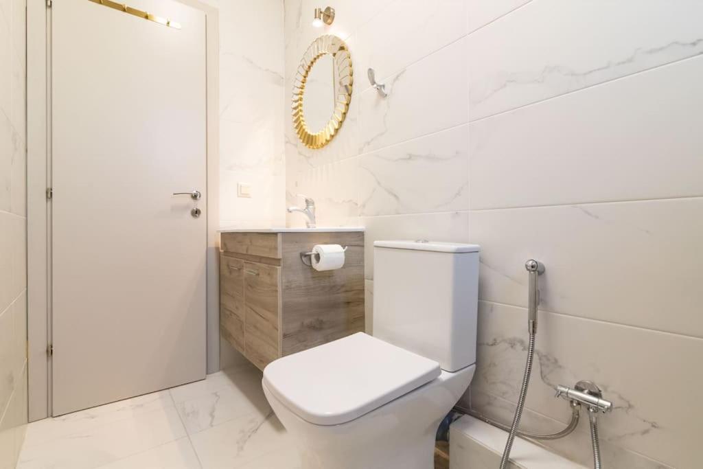 Aesthetic Loft In The Heart Of The Thessaloniki