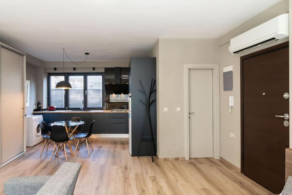 Aesthetic Loft In The Heart Of The * Thessaloniki