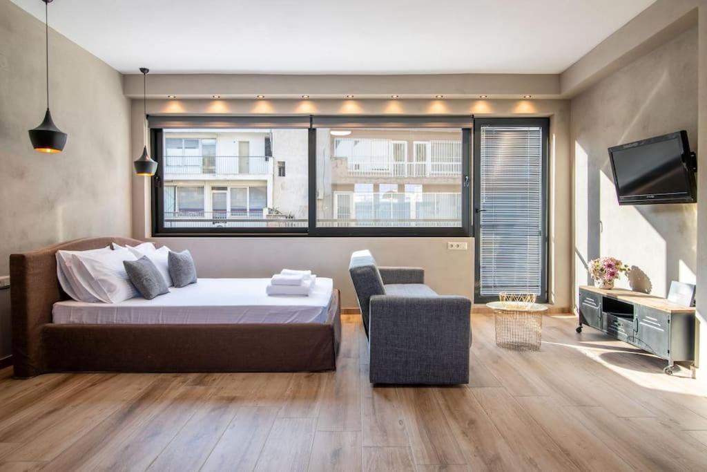 Apartment Aesthetic Loft In The Heart Of The Thessaloniki